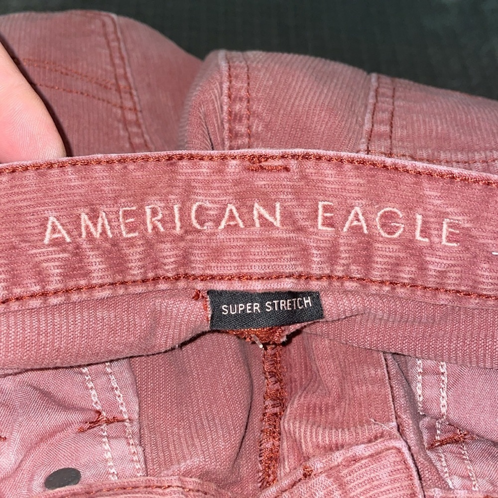 American Eagle Mom Jean Corduroy Super Stretch Pants. Size 6. Terra Cotta. - Picture 2 of 9